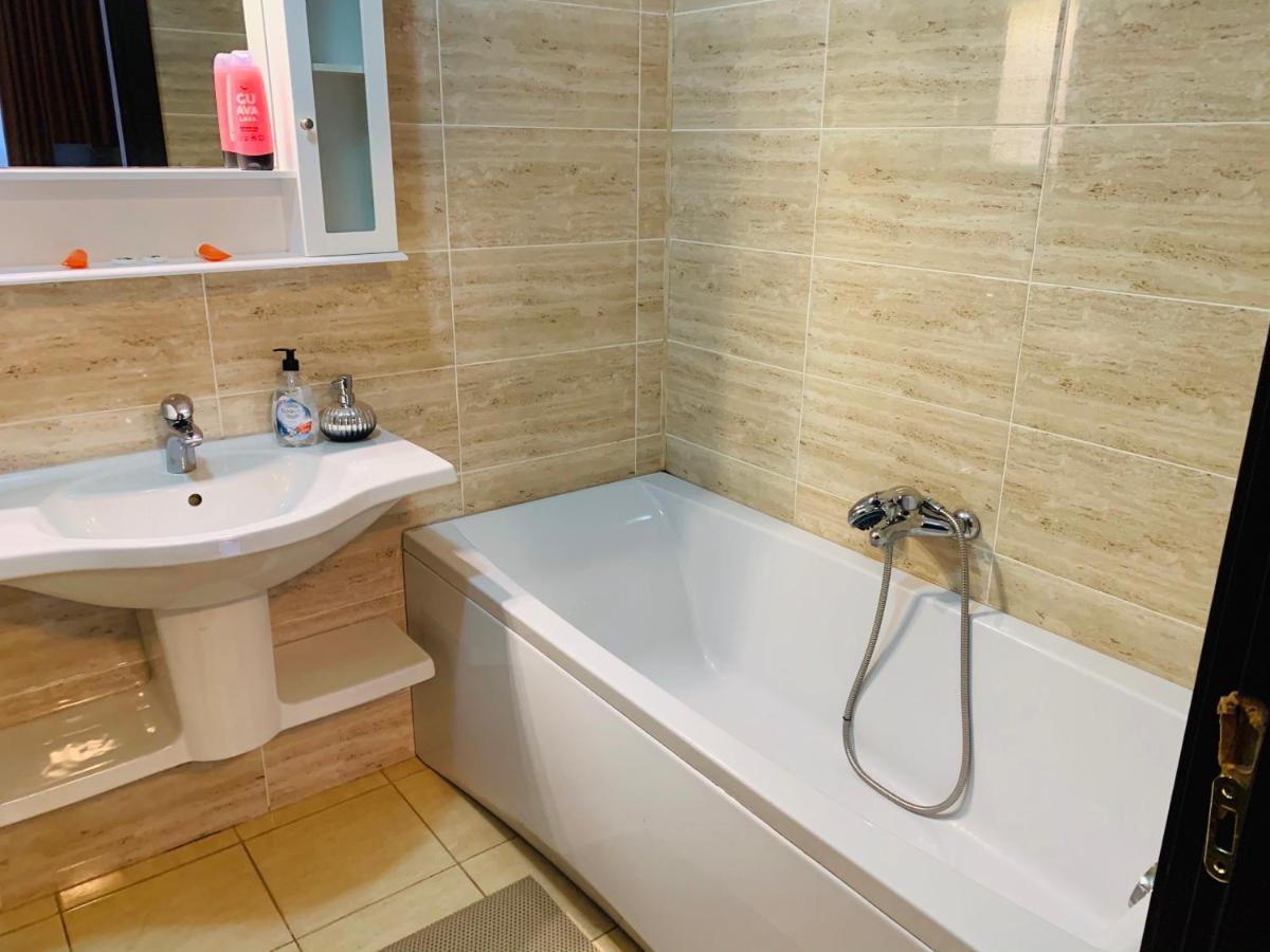 Catalina Summerland Apartaments Mamaia Nord Экстерьер фото