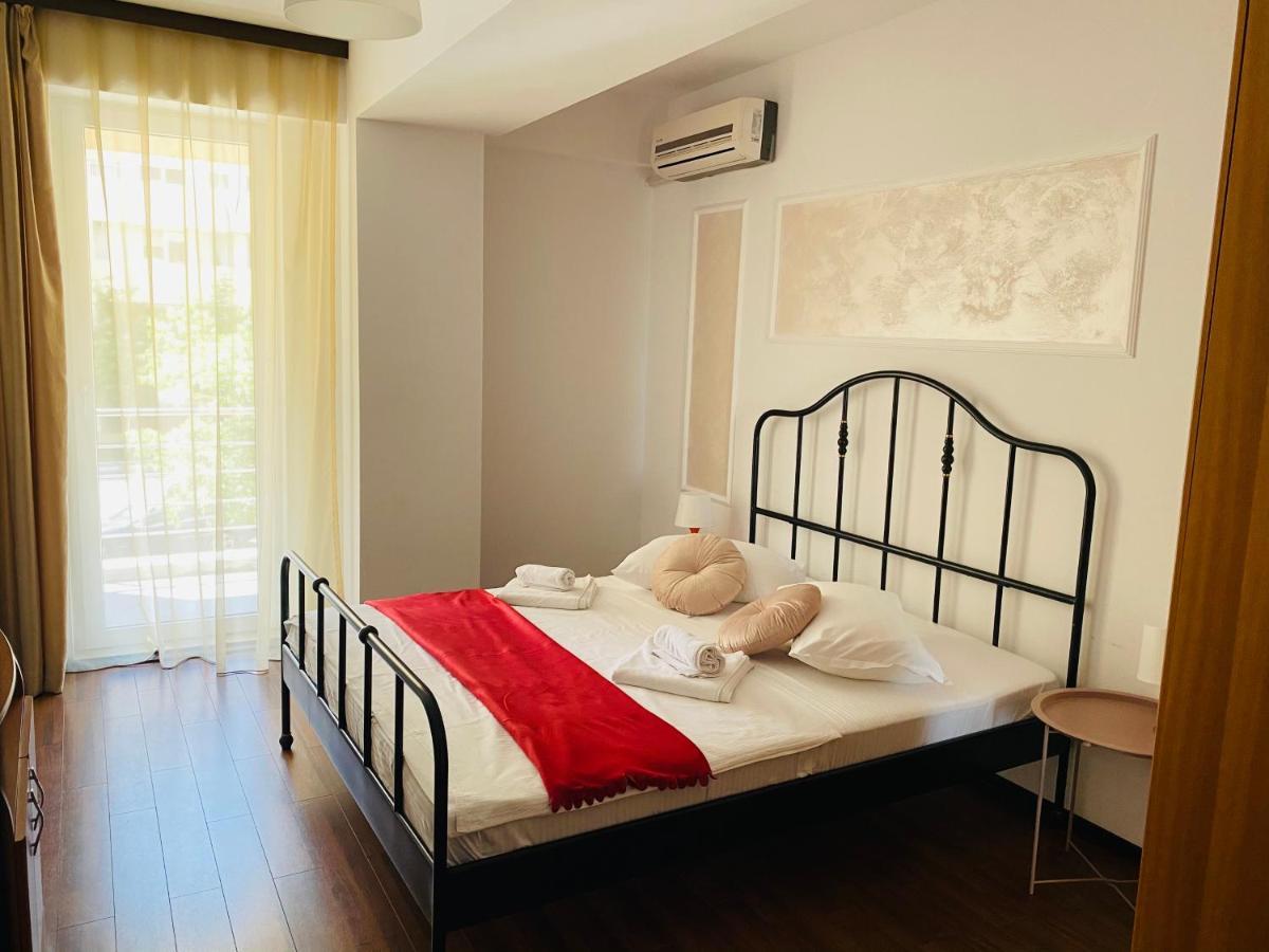 Catalina Summerland Apartaments Mamaia Nord Экстерьер фото