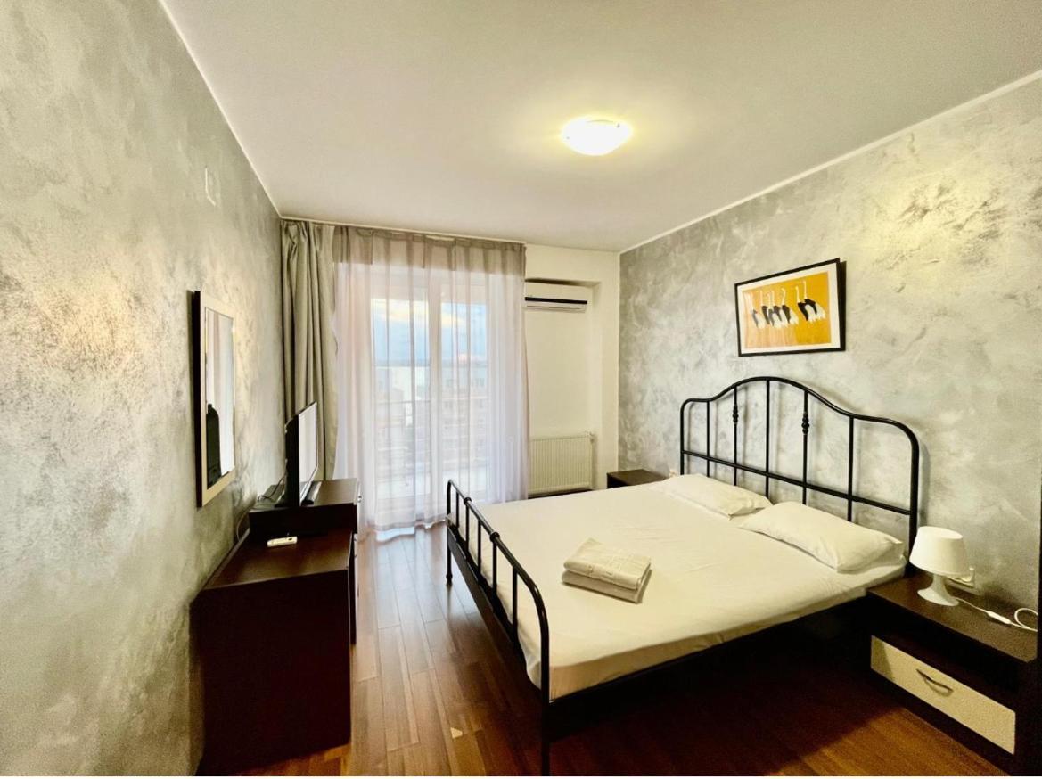 Catalina Summerland Apartaments Mamaia Nord Экстерьер фото