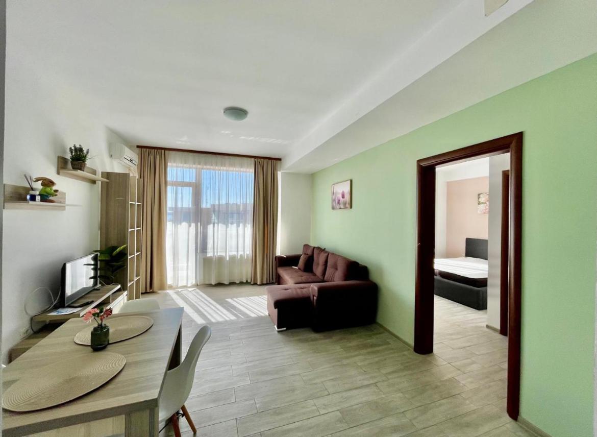 Catalina Summerland Apartaments Mamaia Nord Экстерьер фото