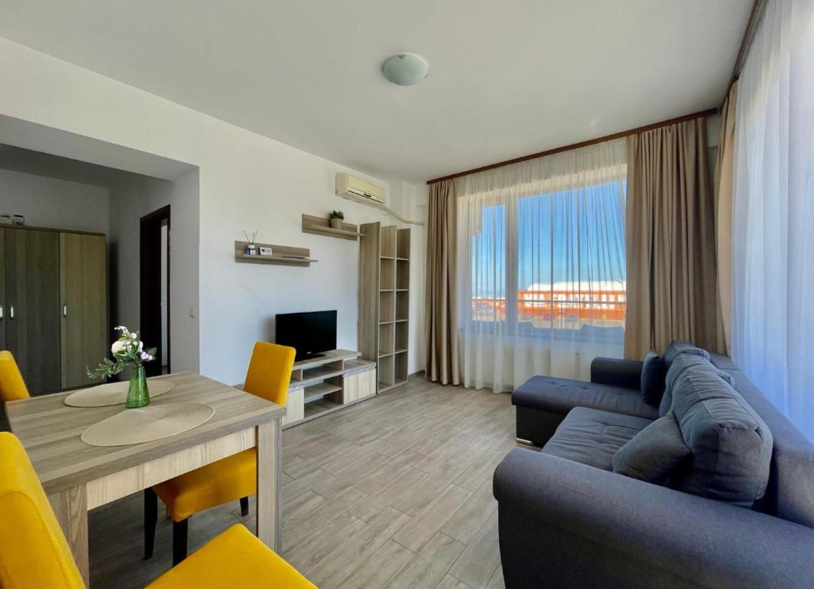 Catalina Summerland Apartaments Mamaia Nord Экстерьер фото