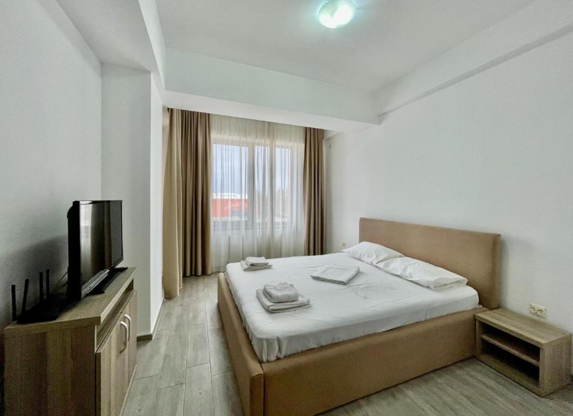 Catalina Summerland Apartaments Mamaia Nord Экстерьер фото