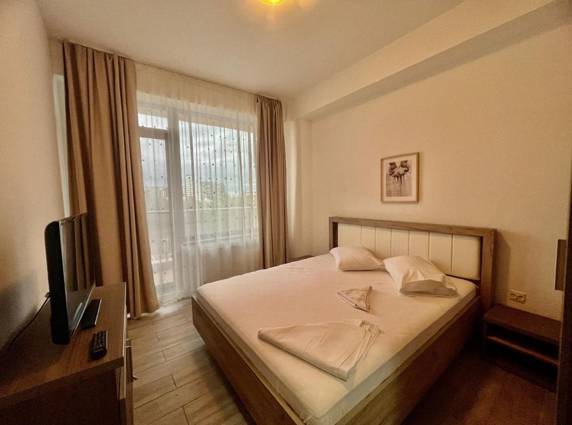 Catalina Summerland Apartaments Mamaia Nord Экстерьер фото