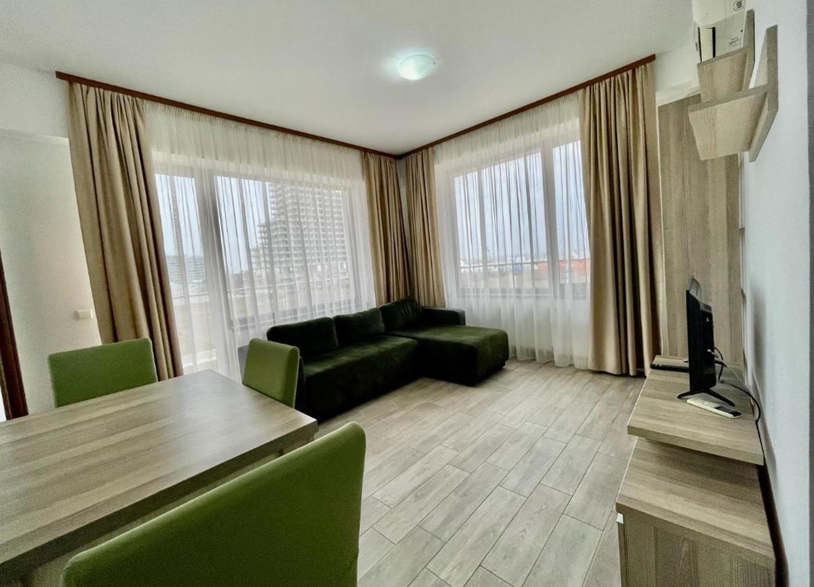 Catalina Summerland Apartaments Mamaia Nord Экстерьер фото