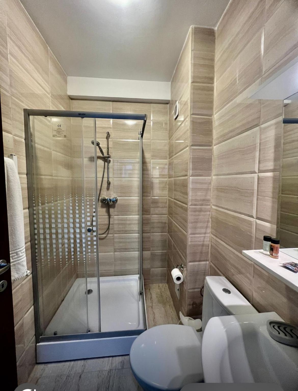 Catalina Summerland Apartaments Mamaia Nord Экстерьер фото